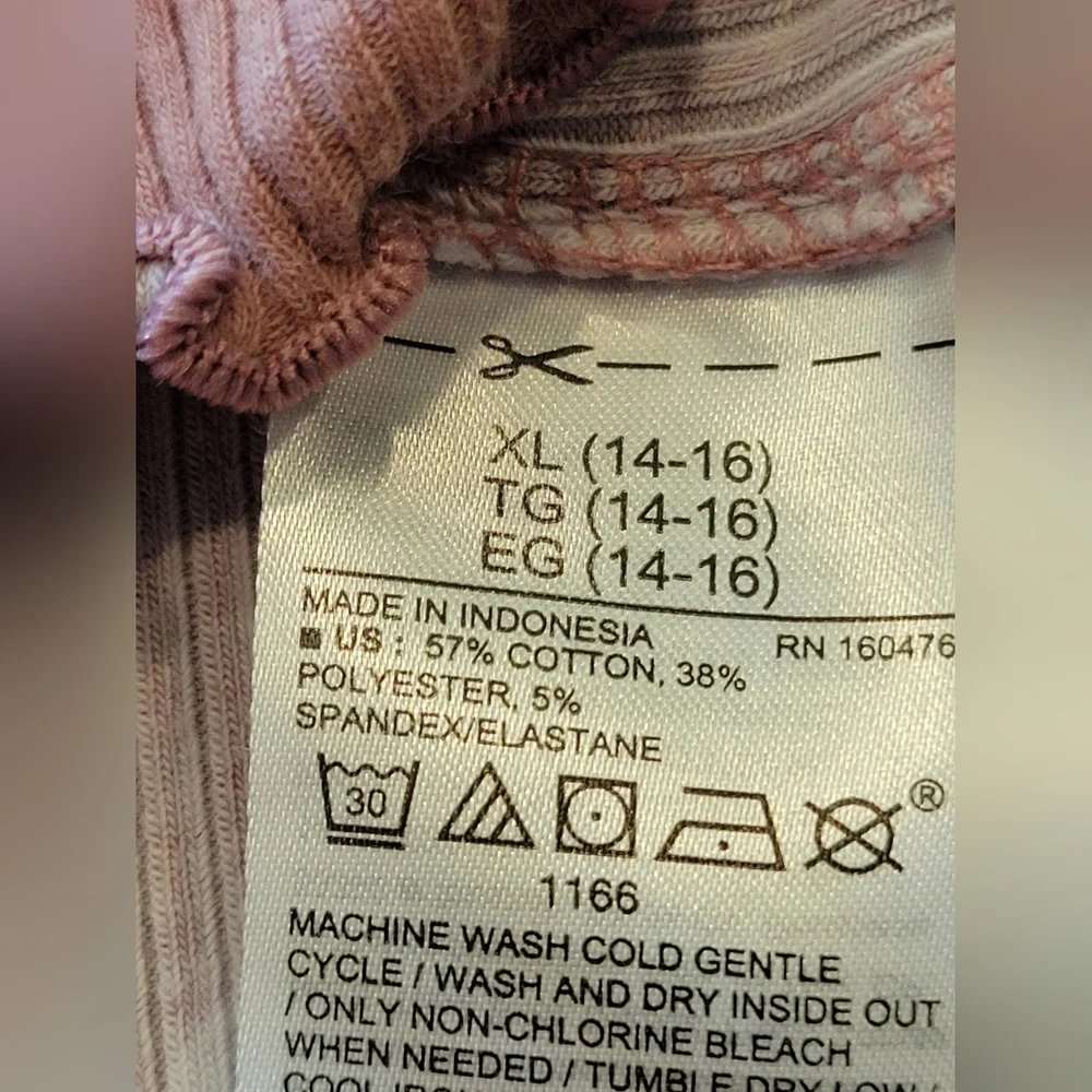 Old Navy Girls top bundle. XL 14/16